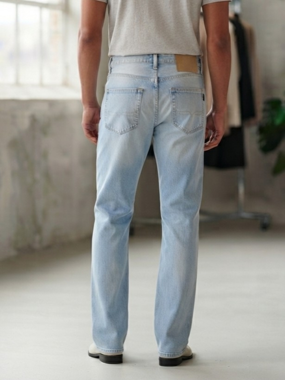 Polo by Ralph Lauren Light Blue Straight-Leg Jeans With Beat Patch Size 34